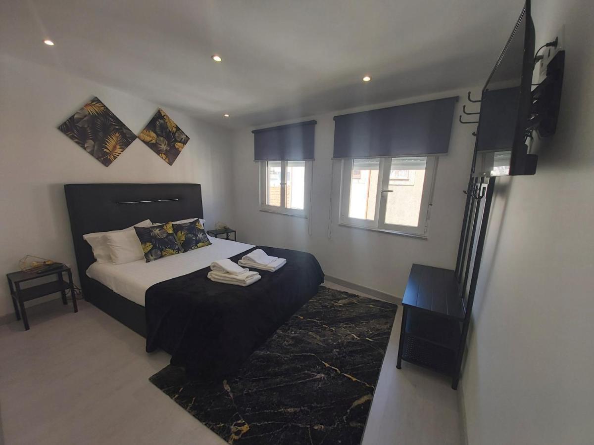 Alto Da Lapa Luxury House Free 1 Parking Place Porto Exterior photo